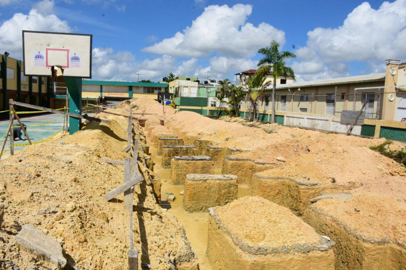 Así está la reconstrucción del pabellón de la escuela de Cristo Rey.