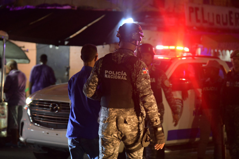 Agentes durante el operativo del pasado viernes 6 de septiembre de 2024