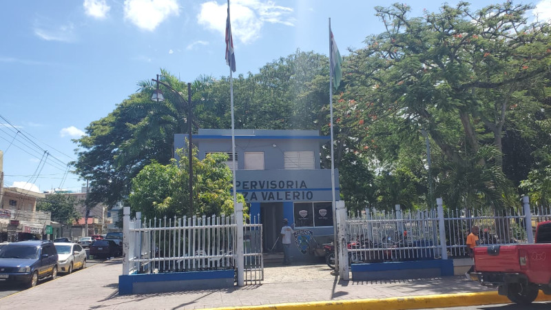 El cuartel policial Plaza Valerio donde falleció el reo.