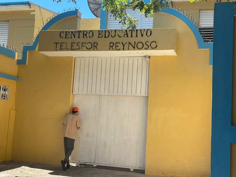 El Centro Educativo Telésforo Reynoso está ubicado en el sector La Joya de Santiago.