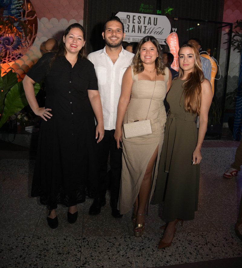 Sandra Infante, César Guerrero, Liange Ramírez y Jossy Pimentel.