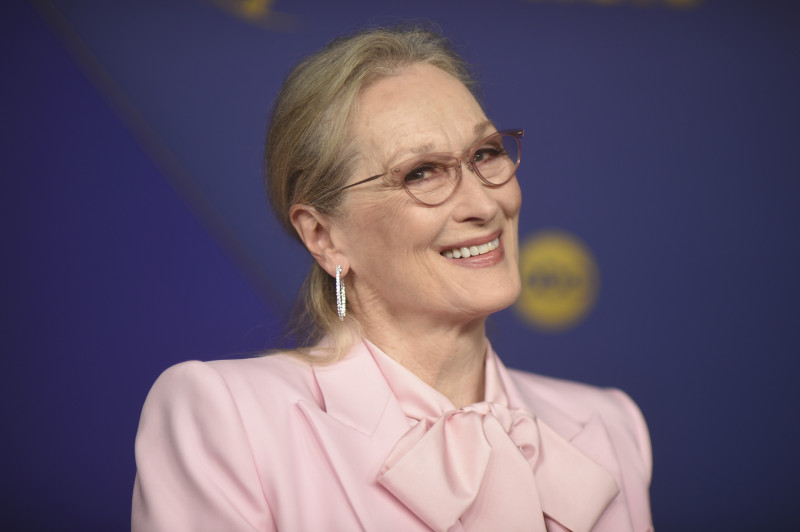 Meryl Streep llega a la 76.ª edición de los premios Primetime Emmy