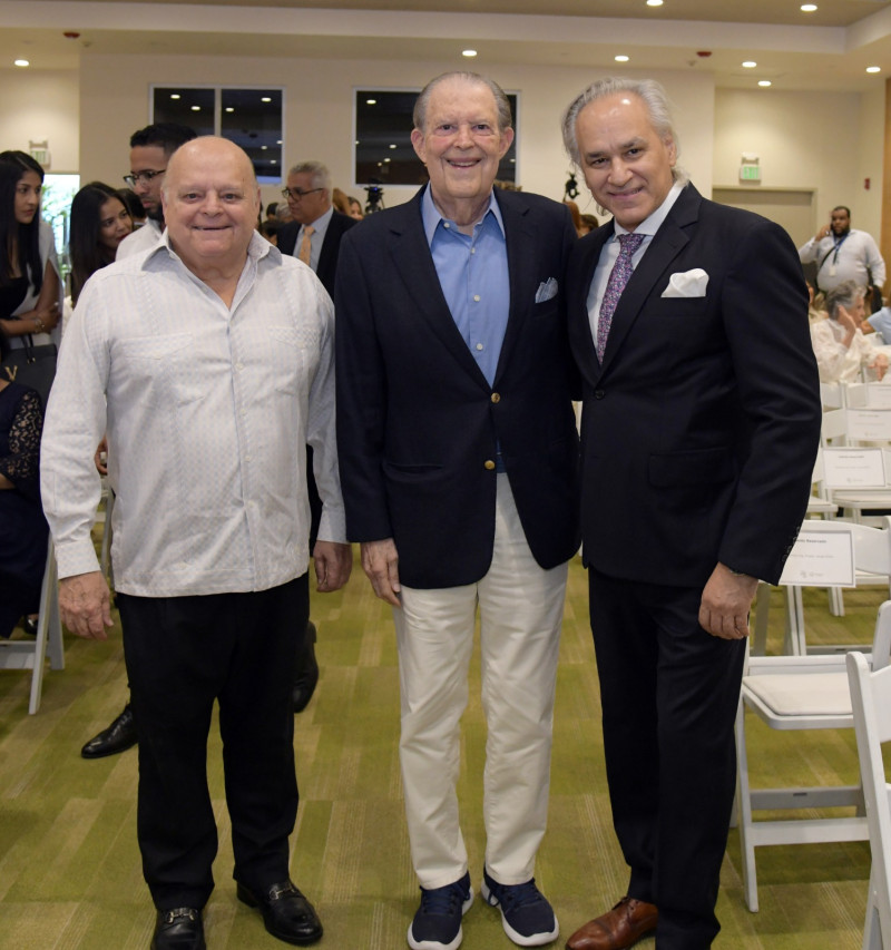 Bolívar Tapia, Luis Manuel Bonetti y José Antonio Molina.