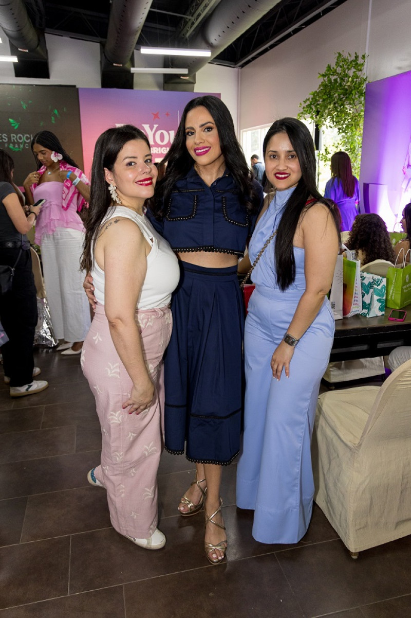 Flor Bisonó, Catherine Roa y Jana Quezada