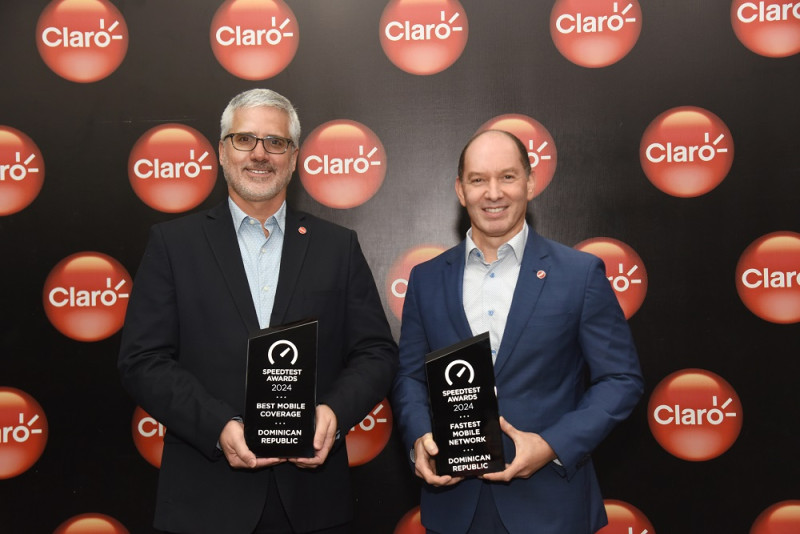 Juan Pablo Romero, vicepresidente de Ingeniería y Operaciones de la Red y Omar Acosta, vicepresidente de Mercadeo y Comunicaciones Corporativa