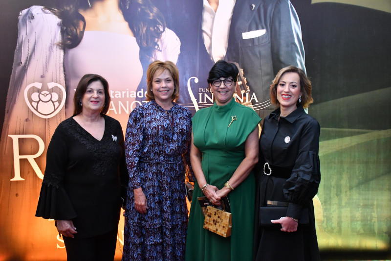 Jacqueline Mejía, Rita Bisonó, Lissette Miranda y Alexandra Mejía