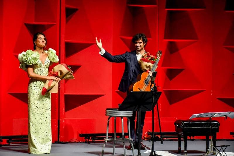 La soprano Serena Sáenz y el guitarrista Pablo Sainz