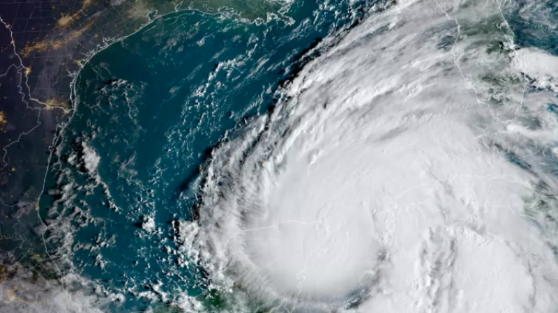 Imagen satelital de la tormenta tropical Helene el 25 de sepetiembre de 2024 a las 13H11 GMT, difundida por la Administración Nacional Oceánica y Atmosférica (NOAA) de EEUU.