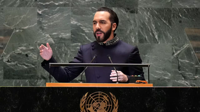 El presidente Nayib Bukele enfatizó que la auténtica democracia requiere más que elecciones periódicas.