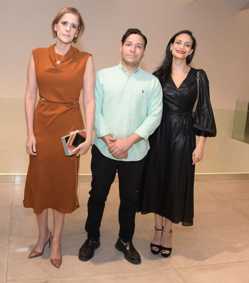 Rocío Regalado, José Inoa y Karina Regalado.