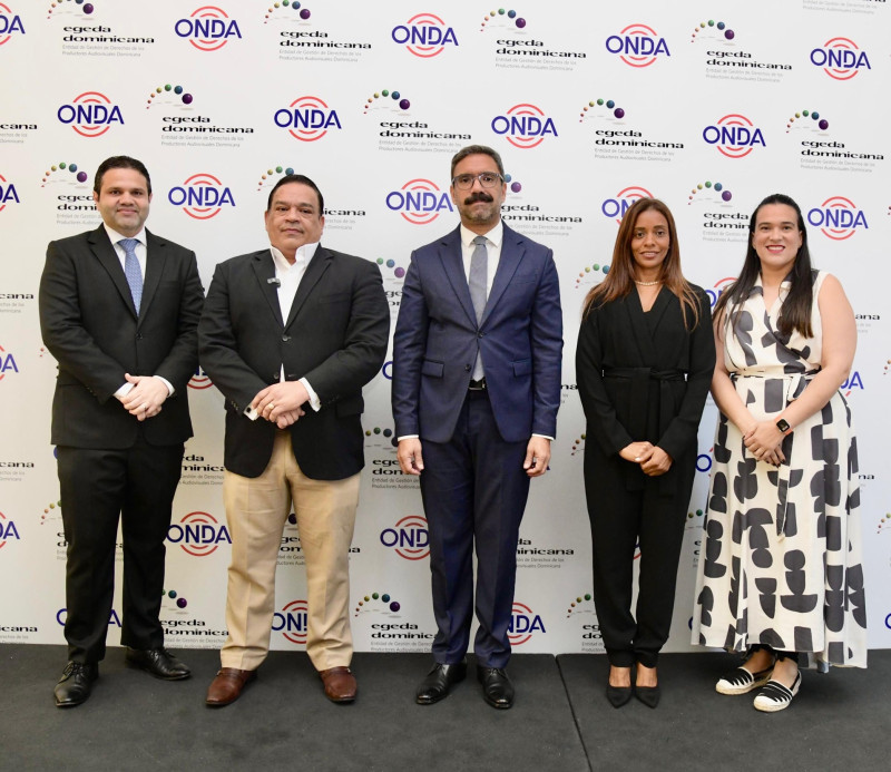 Parte de la mesa directiva del seminario sobre derecho de autor fue organizado por Egeda y la ONDA.