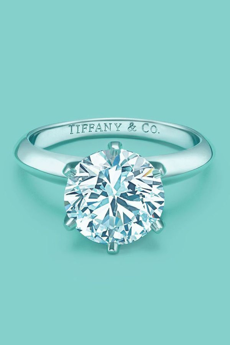 10 Breathtaking Tiffany's Wedding Engagement Rings and Matched Wedding Ideas - Elegantweddinginvites_com Blog