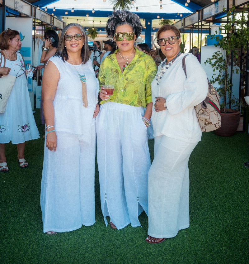 Ángela Luna, Mabel de León y Fary de León