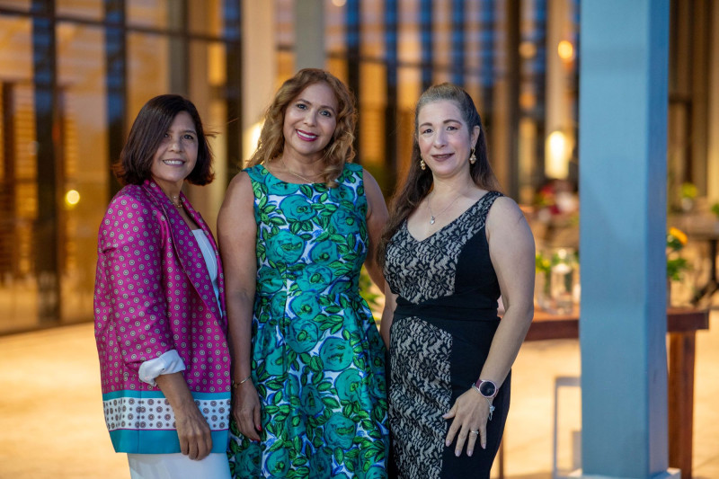 Luz Polanco, Rafaela Mazara y Aimée Amador.