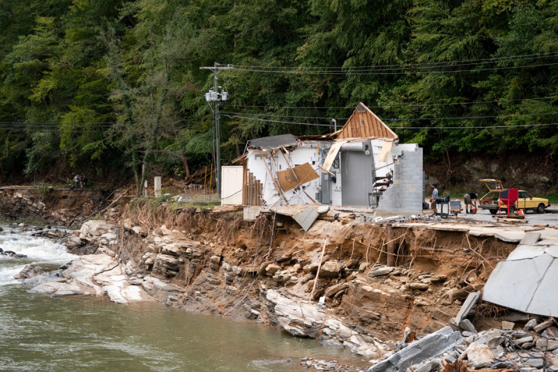 El número de muertos aumentó en el sureste de EE.UU. debido a la tormenta, según informes publicados, que tocó tierra como tormenta de categoría 4 el pasado jueves