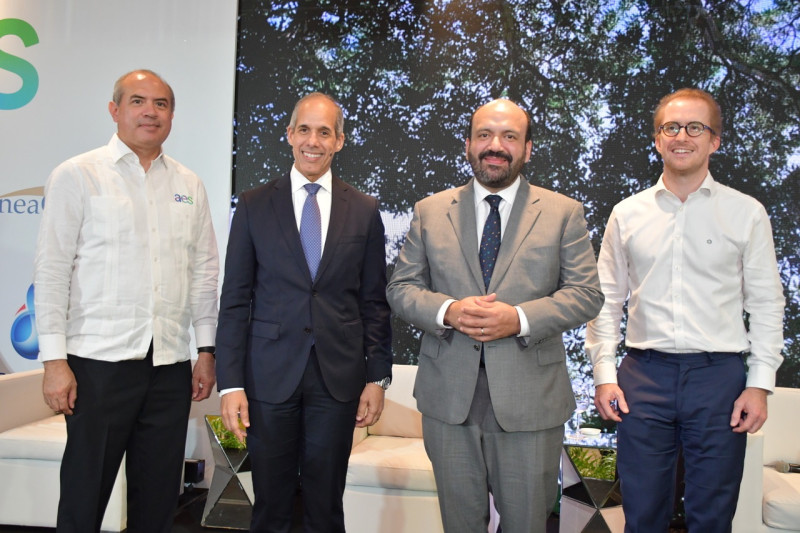 Carlos Birbuet, Edwin De los Santos, Ramón Pérez Fermín y Christian Cabral.