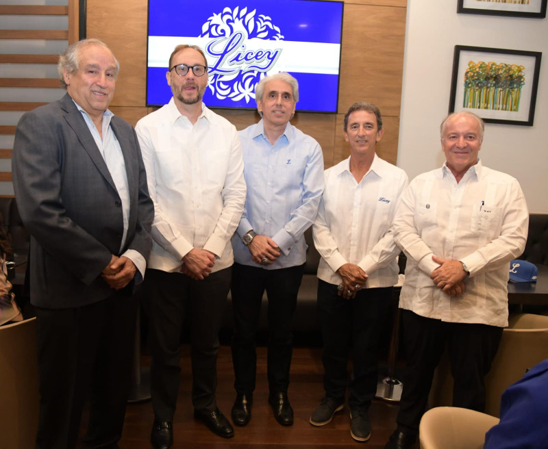 Manuel Alsina, Miguel Guerra, Ricardo Ravelo, Tancredo Aybar y Miguel Ángel Fernández