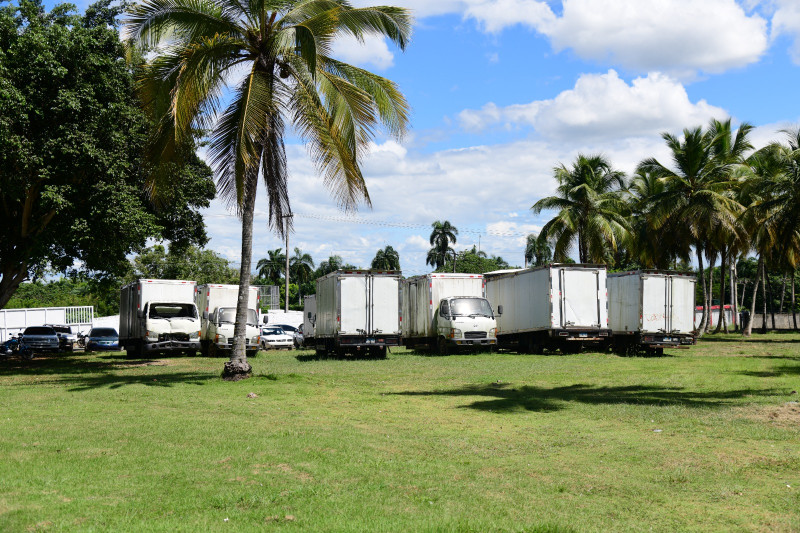 Camiones de distribución de Agampta fuera de servicio por problemas mecánicos.