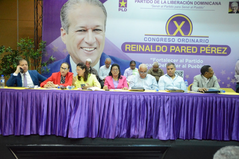 Fotografía muestra miembros del Partido de la Liberación Dominicana (PLD).