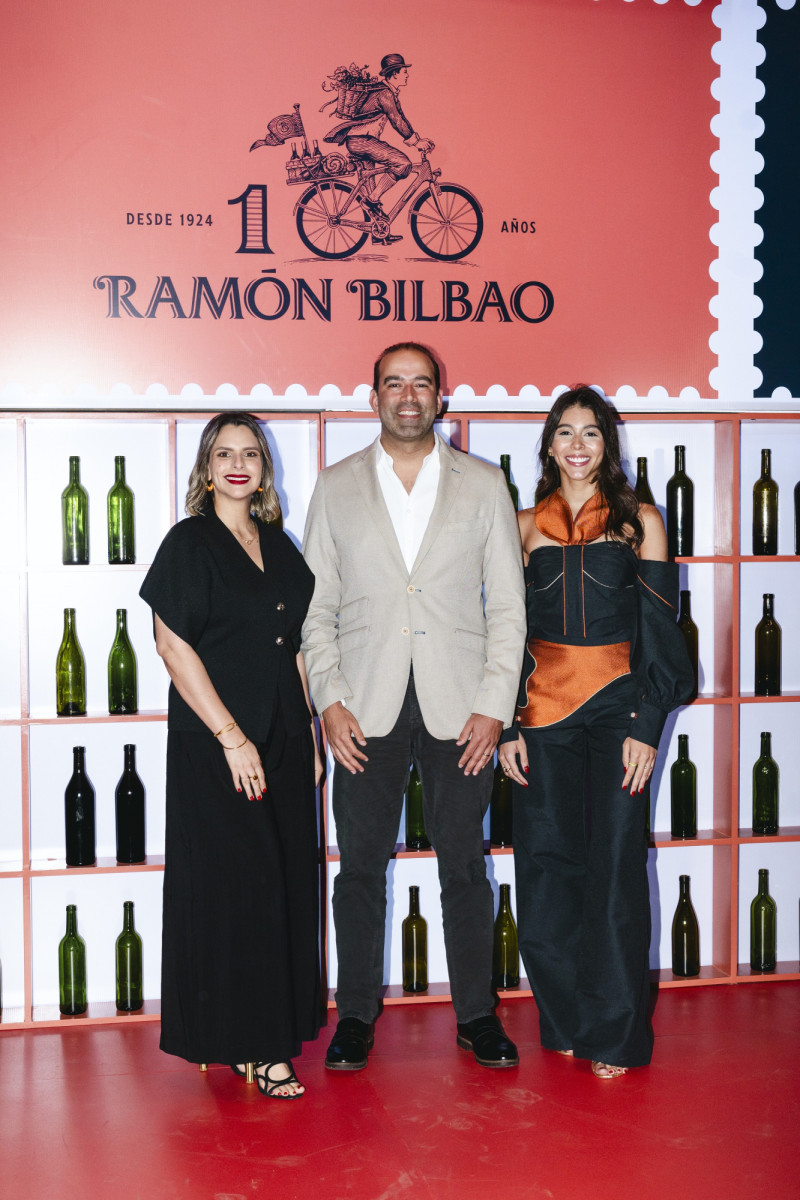 Shantal Espinal, Mariano González y Gabriela Benoit