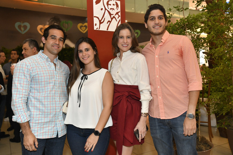 Julio Alfaro, Bárbara Senges, Cecilia Svoboda y José Geara.