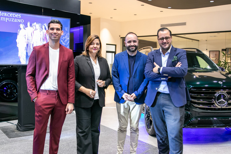 Félix Betancourt, Nataliz Romero, Juan Carlos Lloret y José Chamorro