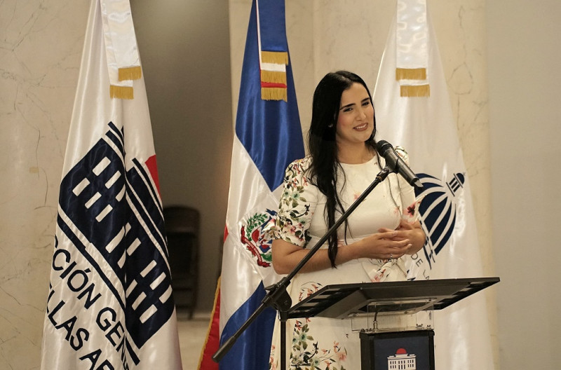 Aisha Syed preside la Fundación Music for Life. La violinista realizará la 7ma edición de su Clínica Musical, en la sala Máximo Avilés Blonda del Palacio de Bellas Artes, los días 14 y 15 de octubre 2024.