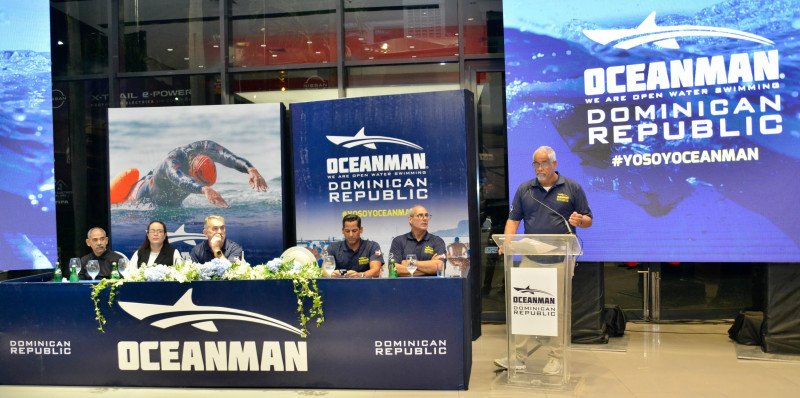 Rafael Miranda, presidente de Oceanman de República Dominicana, ofrece los detalles del evento se hará del 10 al 12 de octubre del 2025.
