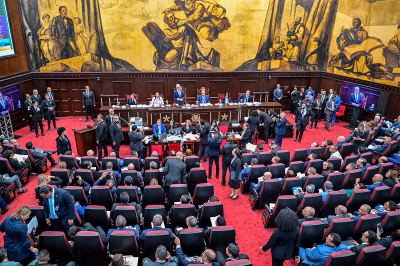 La sesión de la Asamblea Nacional Revisora se celebra hoy a las 2:00 de la tarde.