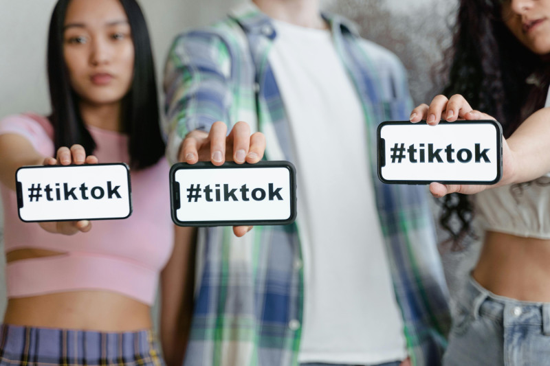 TikTok es consciente de los efectos negativos que ocasiona su plataforma para los adolescentes, según informes internos