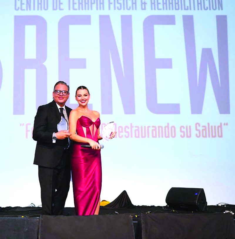 Daniel Sarcos y Marjorie de Sousa fueron los conductores de la gala en el hotel Paradisus Palma Real.