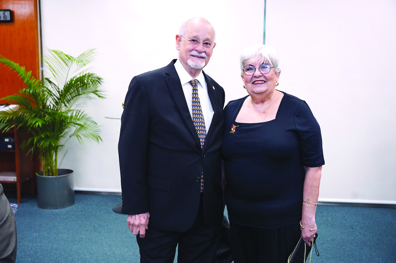 Vicente Linares y Farida Diná.