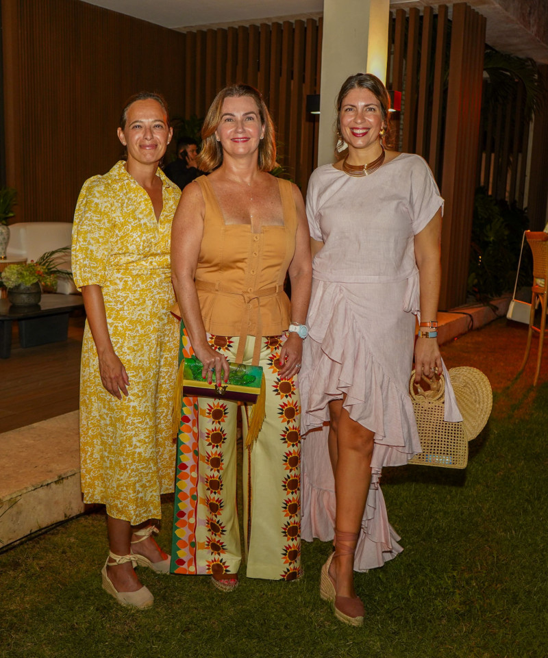 Pilar Camarero, Ivonne Sarmiento y Alice Caslini