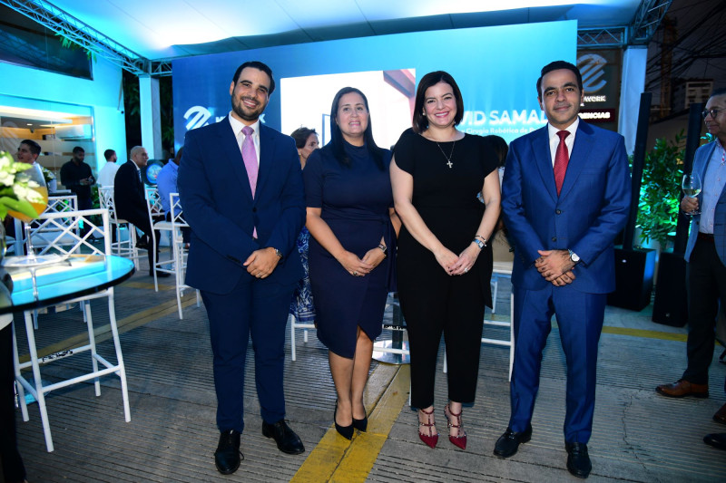 Víctor Mella, Laura Pimentel, Mónika Soto y Hugo Villanueva.