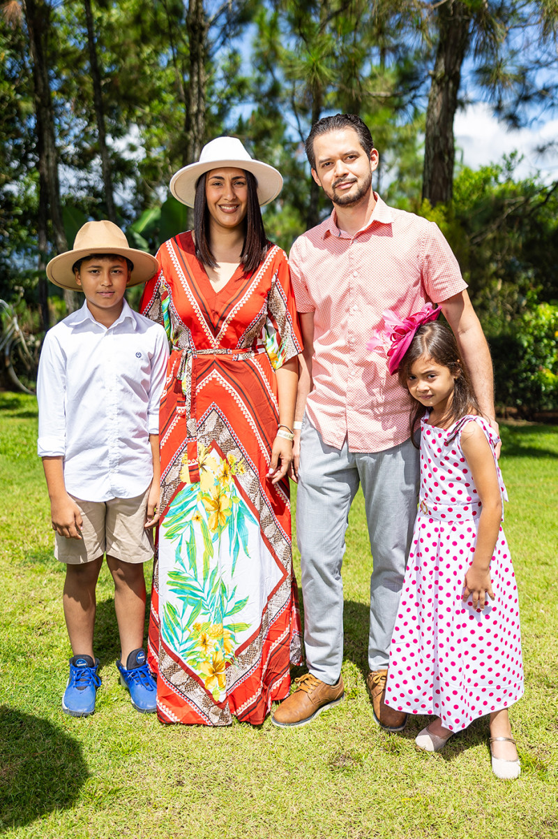 Joshbel Pimentel, Anabel de los Santos, José Miguel Pimentel y Jimena Pimentel.