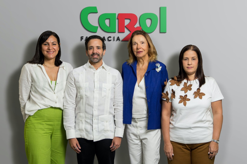 Wendy Cepeda, Julio Curiel, Mariela Vicini y María Waleska Pérez.