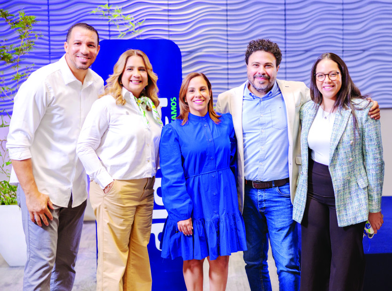 Pedro Ramírez, Irlonca Tavarez, María Irene Sánchez, Keith Thomas y Koral García.