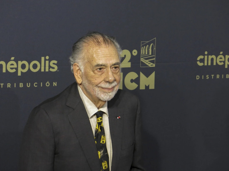 Francis Ford Coppola llega a la alfombra roja de su película "Megápolis" en el Festival de Cine de Morelia, el martes 22 de octubre de 2024.