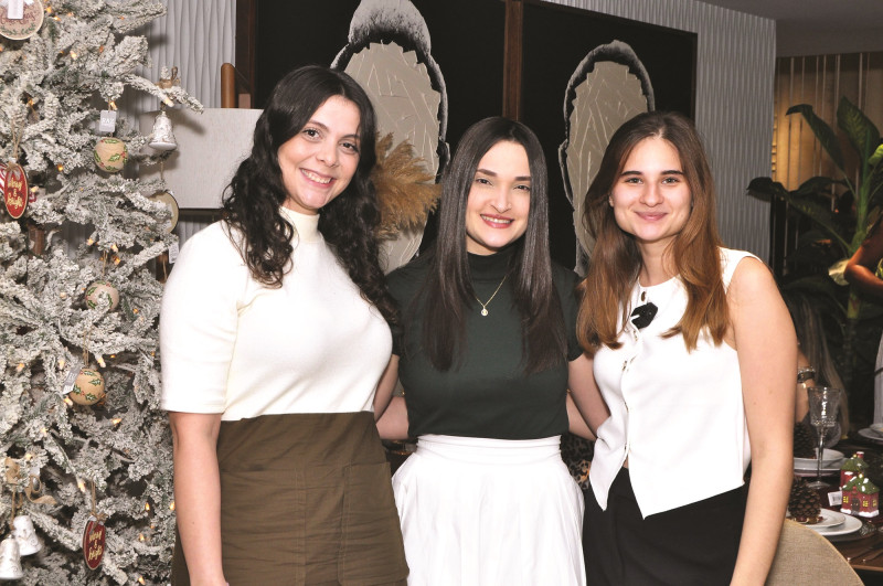 Yaneth Beiloune, Wendy Taveras y Ana Peterson