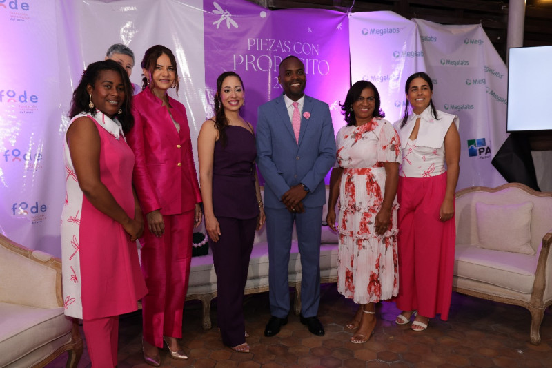 Dominga Monanci, Celeste Pérez,  Iliana Pichardo,  Miguel Monanci, Mirelys Otaño y Patricia Durán