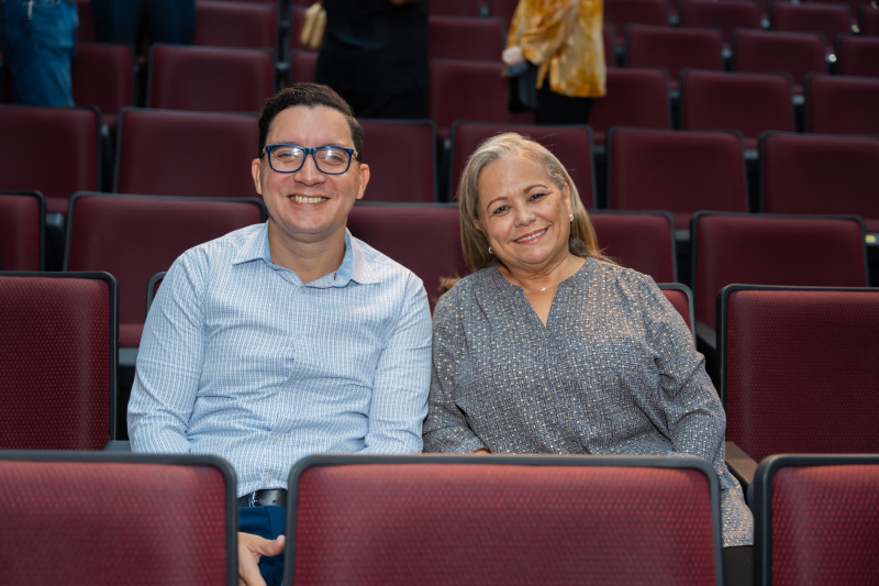 Carlos García y Evelyn Ortiz