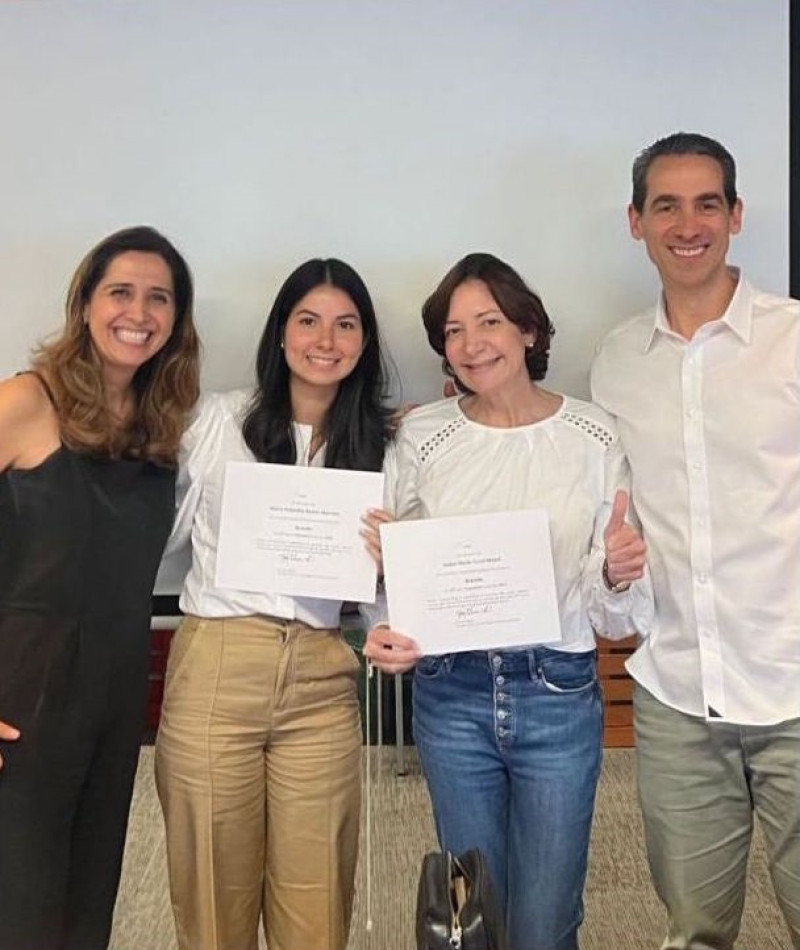 Sandra Arevalo, María Alejandra Bisonó, Isabel Turull y Ramón Soler