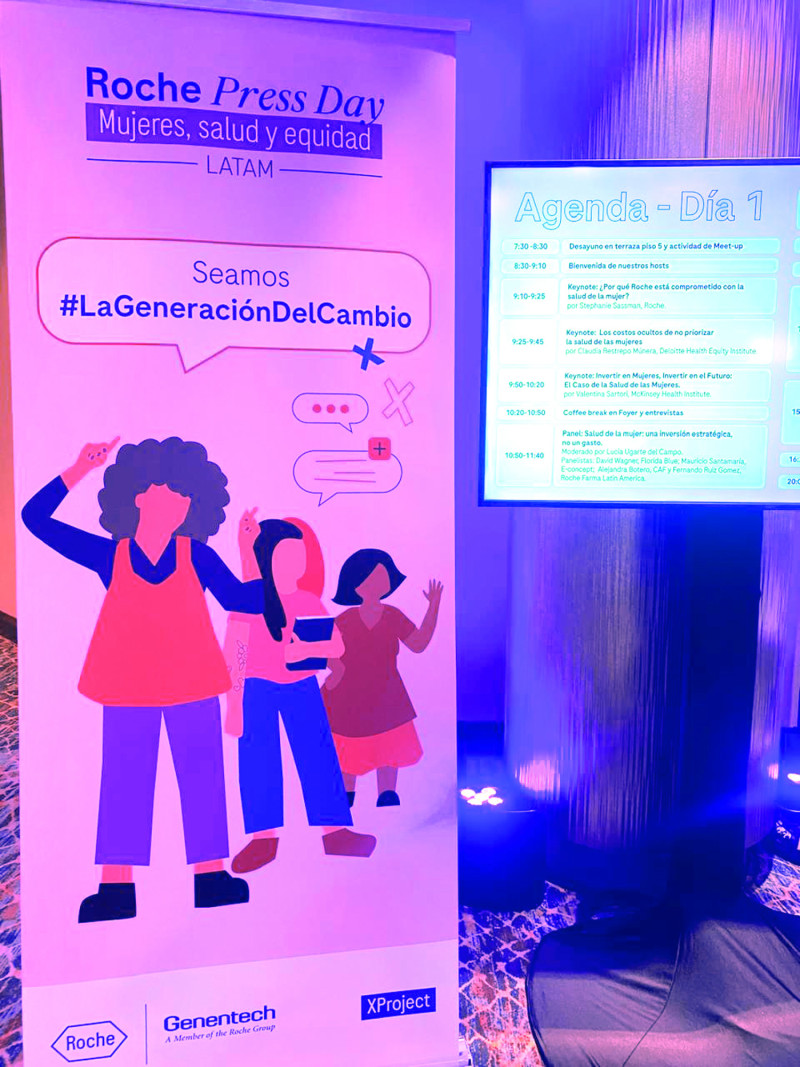 Una de las exposiciones fue sobre el encuentro internacional “Mujeres, Salud y Equidad” durante el Roche Press Day.