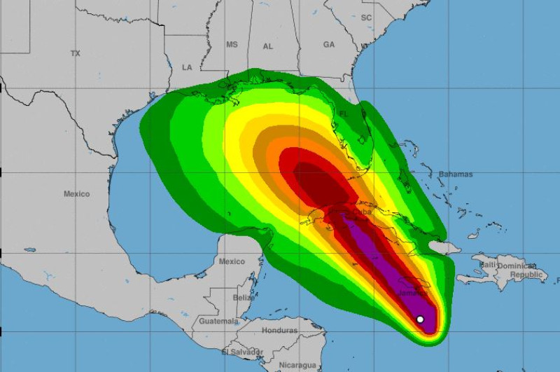 Trayectoria pronosticada de la tormenta tropical Rafael