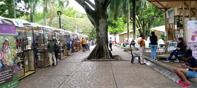 Los parques Bolívar y de La Retrera acogieron parte de los eventos culturales y académicos de la COP16 dirigidos a todo público.