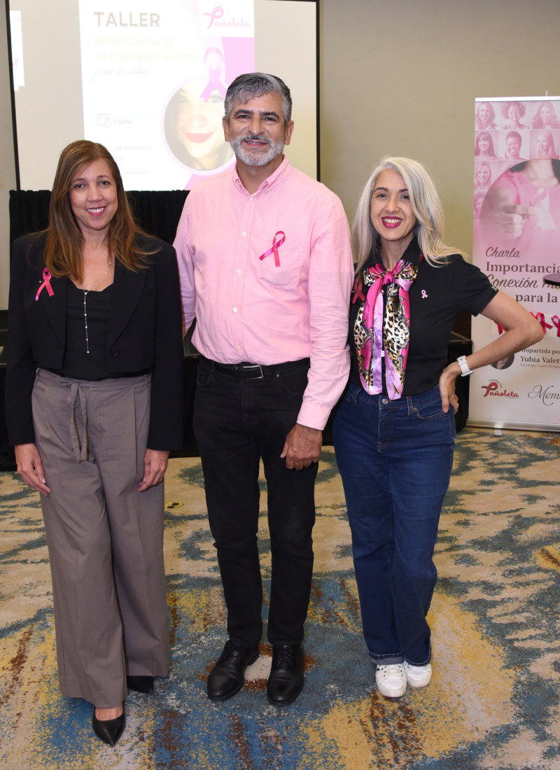 Marisol Rosado, Eduardo Custodio y Martha Soto.