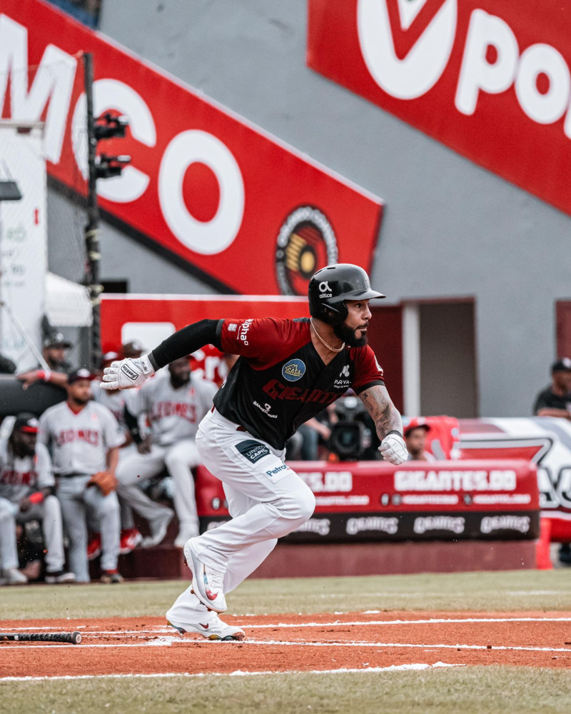 Leury García dejó atrás a César Devarez, Samuel Mejía y Omar Moreno.