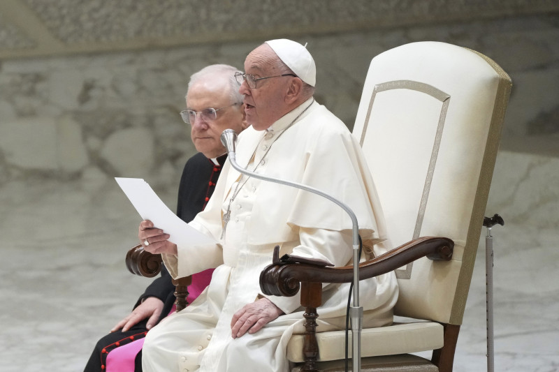 El papa Francisco se reúne con representantes de asociaciones de donantes