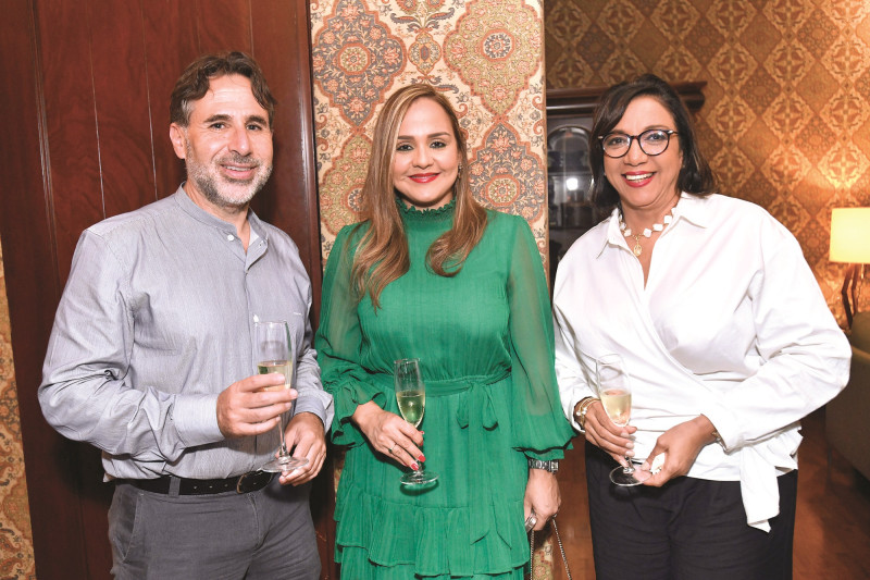 David Motoses, Patricia Hernández e Ivelisse Pichardo.