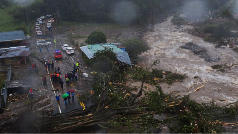 La situación ha provocado que el gobierno decretara un estado de emergencia en todo el país.